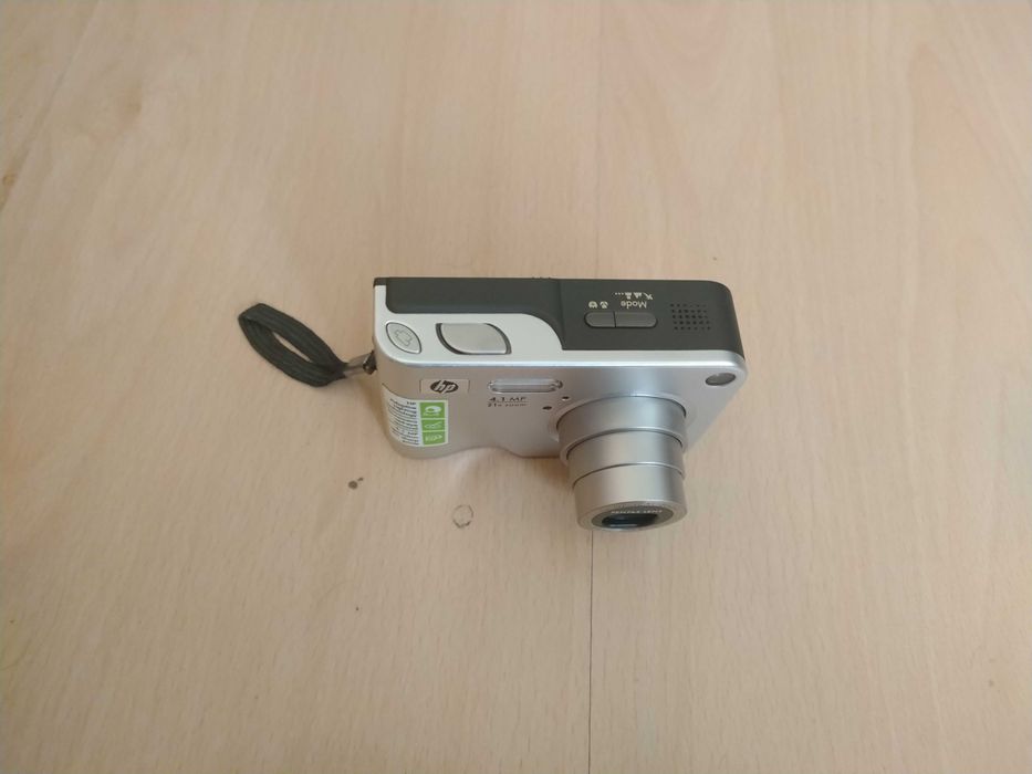 aparat cyfrowy HP R607 wraz z kompletnym zestawem