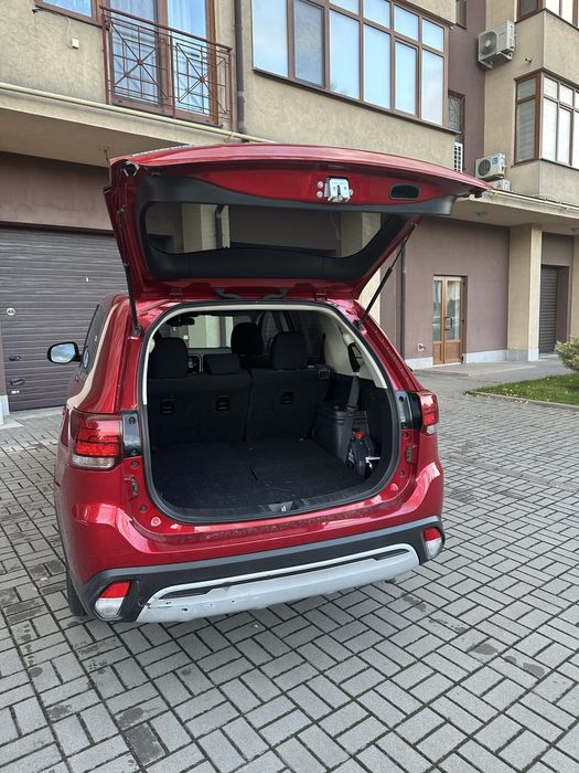 Продам хороший автомобиль