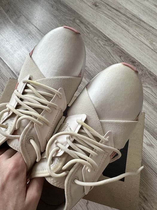 Продам кроссовки puma