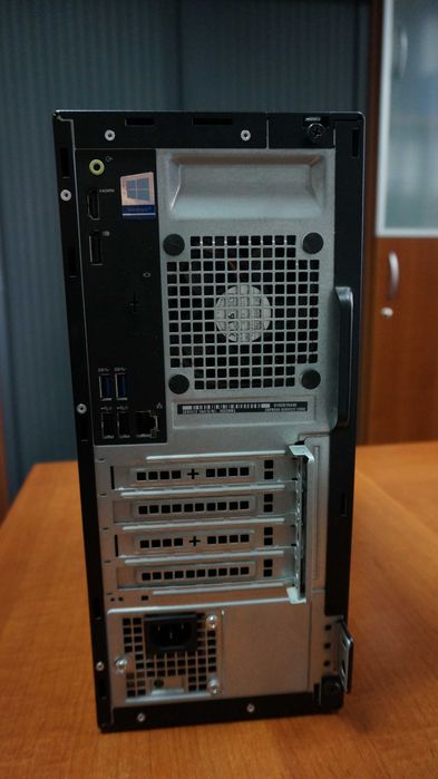 Dell Optiplex 3050 – i5-7400 / 8 GB RAM / 240 GB SSD WIN11 PRO