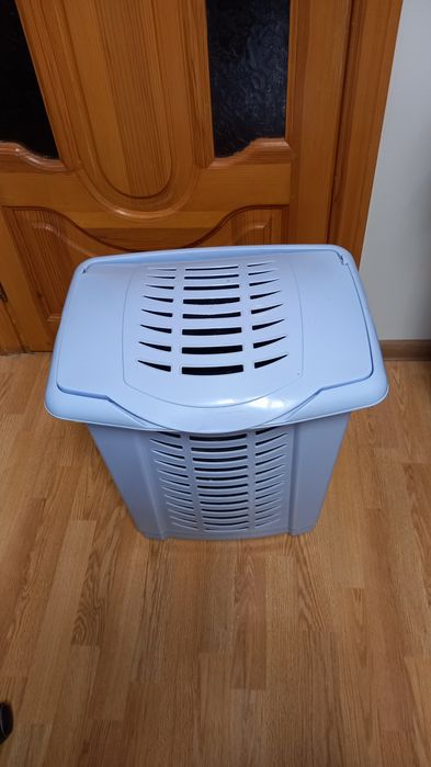 Ящик  для  одягу