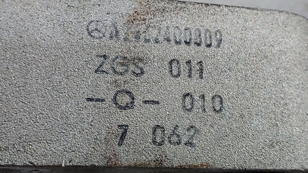 Apoio da caixa MERCEDES-BENZ Classe A (W176)