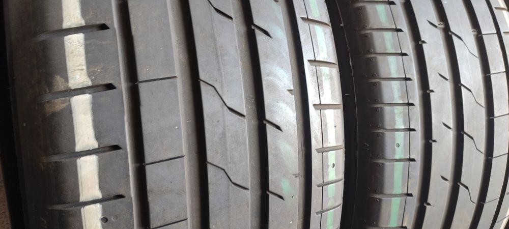 Pneus 245/45/19 semi novos