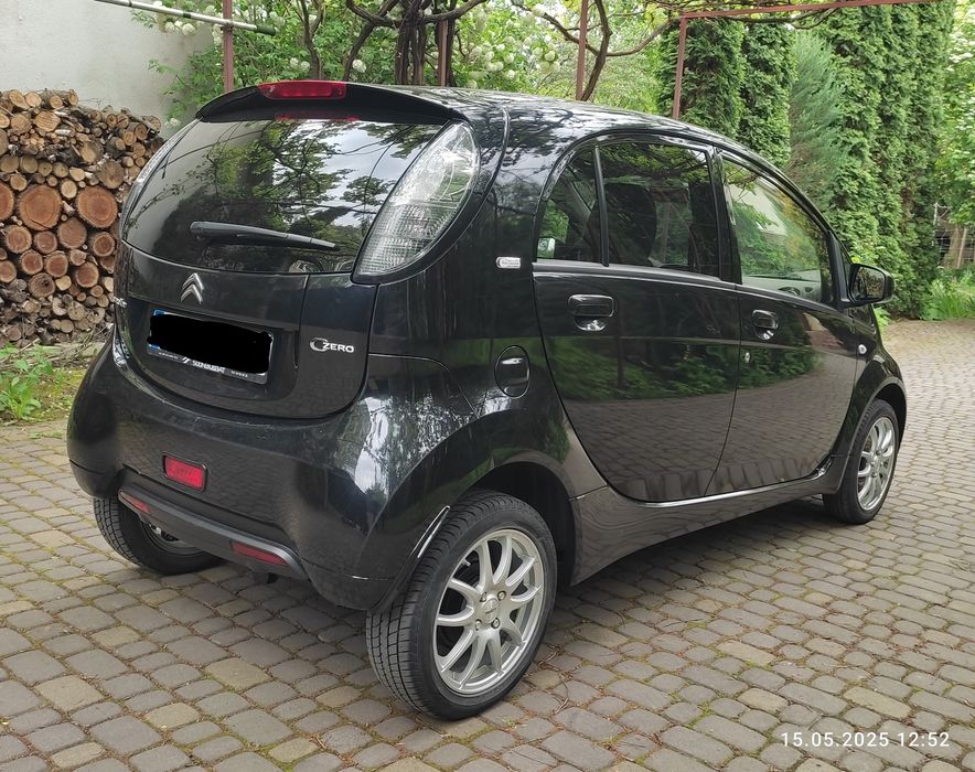 Citroen c-zero, Peugeot i-on, Mitsubishi i-miv