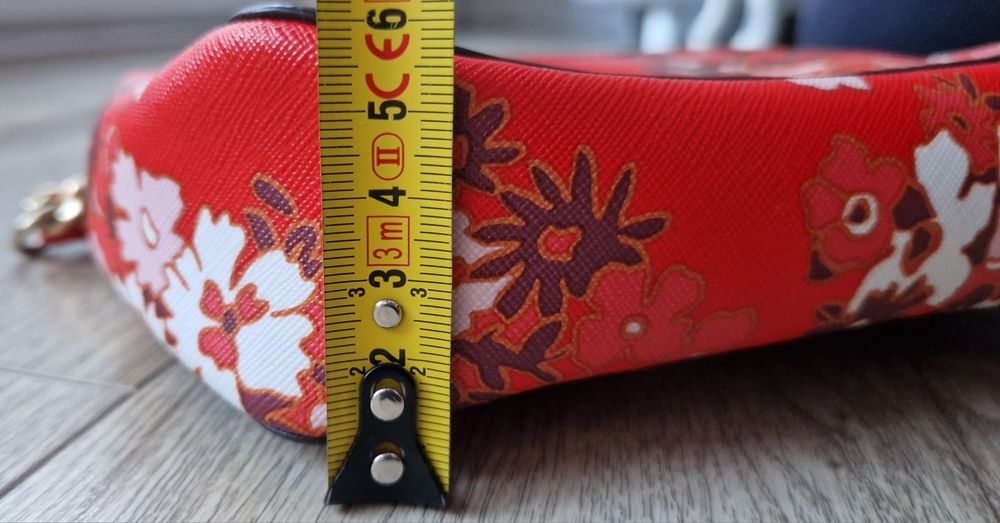 Skórzana torebka listonoszka oryginalna Michael Kors