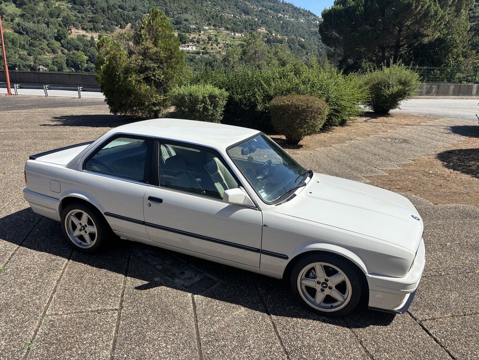 Bmw e30 coupe classico