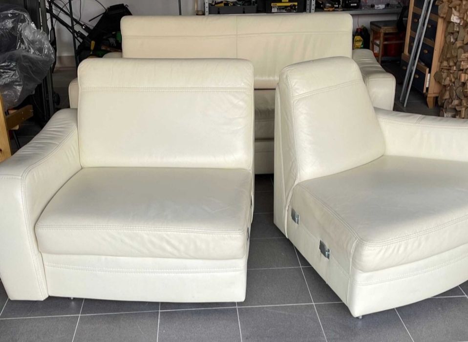 Меблі з натуральної шкіри