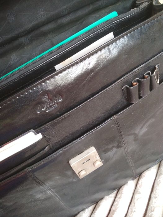 Портфель шкіряний