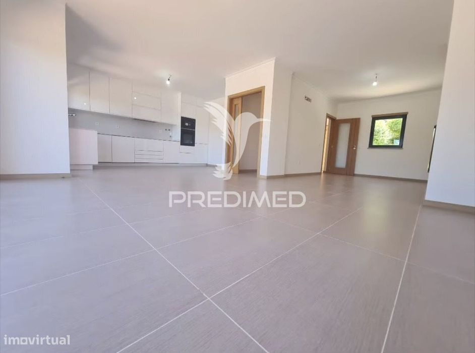 Moradia T3 Condominio Privado