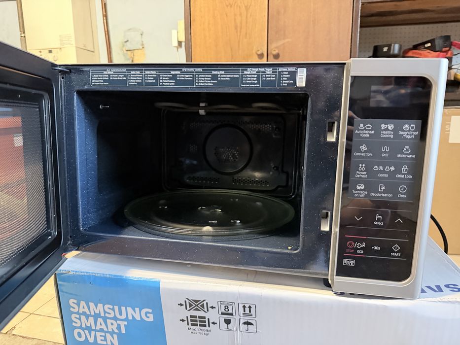 Kuchenka kompaktowa samsung MC28H5013AS