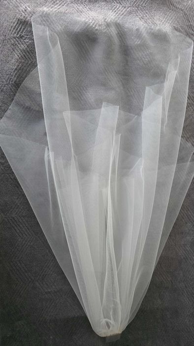 Tiulowy welon śmietankowy (ivory) dwuwarstwowy - krótki