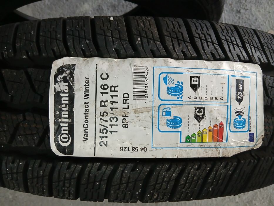 Pneus Novos 215/75R16 C Continental