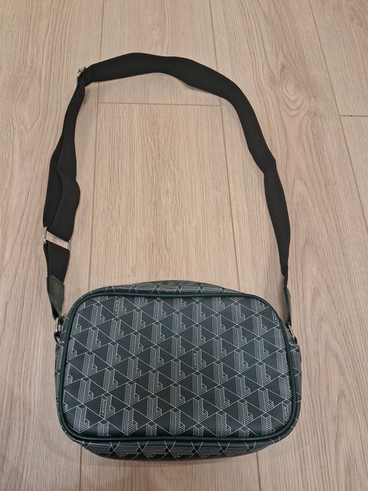 Сумка Lacoste в новому стані