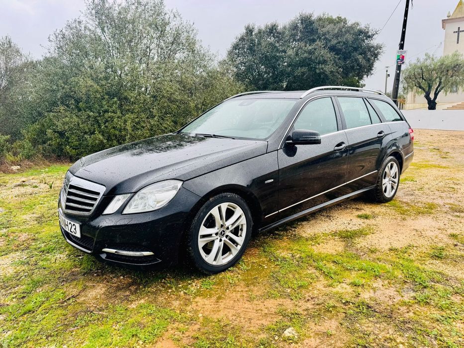 Mercedes-Benz E 220 CDi Classic BE 139g Auto.