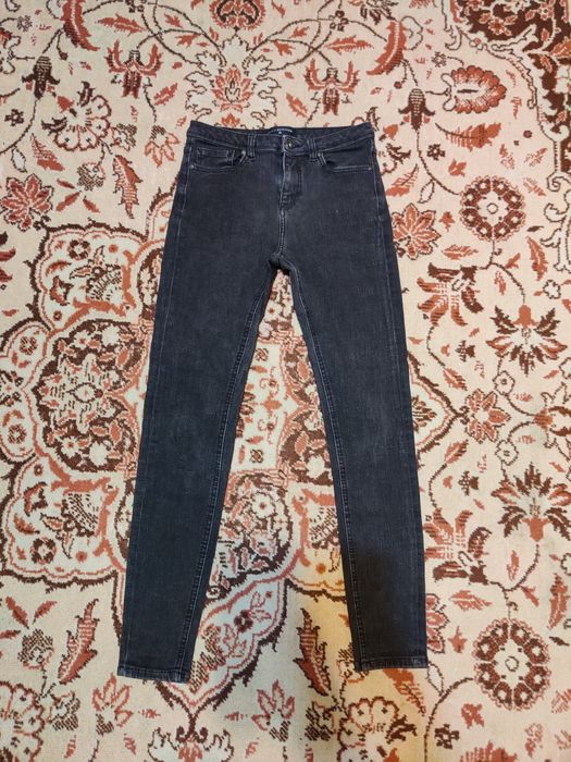 Jeansy Reserved Skinny Jak Nowe