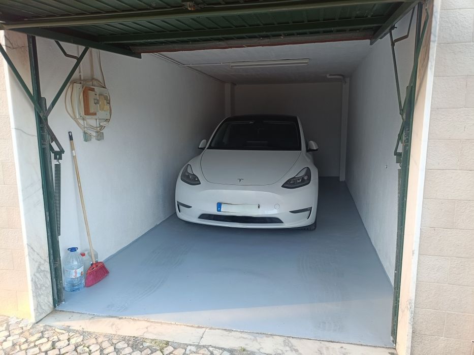 Garagem Tercena  .