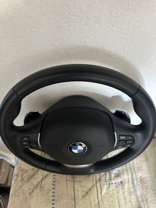 Kierwownica bmw f30