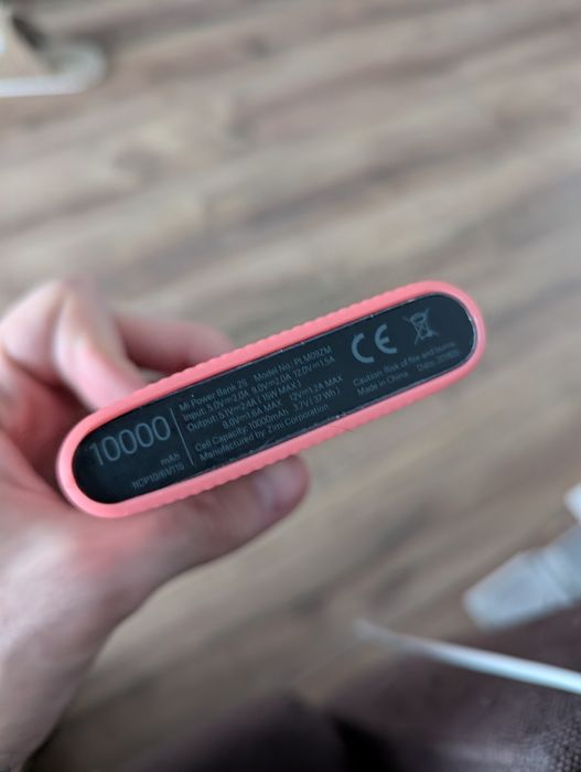 Павер банк (не робочий)