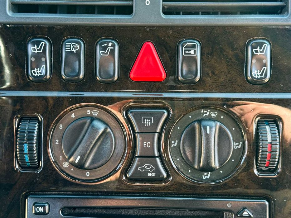 Mercedes Benz E-class W210 220CDI автомат