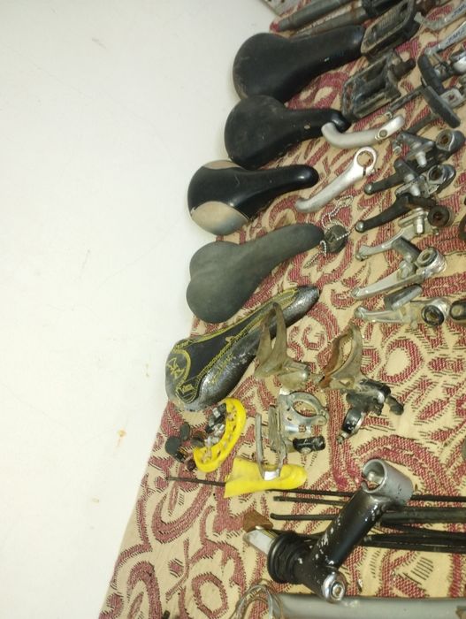 Vede se qualquer peça de bicicleta