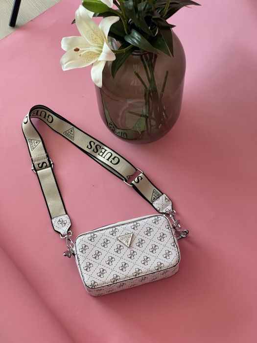 Сумка жіноча Guess 4G кросс-боді Гесс через плече на широкому ремені