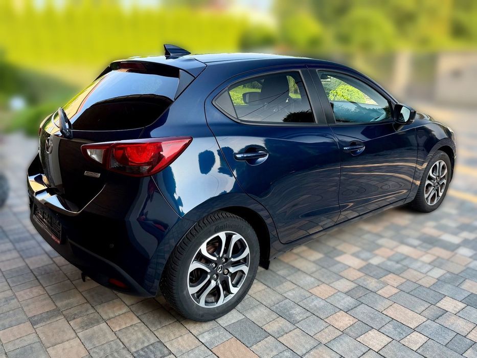 Mazda 2 1.5 FULL Led Navi Kamera PDC Jeden właściciel