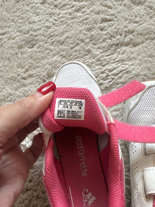 Дитячі кросівки Adidas Оригінал 32 розмір