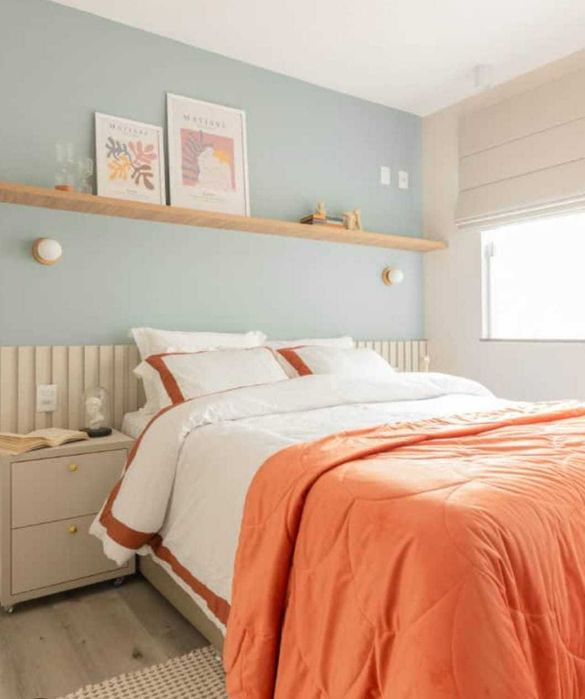 Cedo Quarto fem com casa banho privada vendas novas