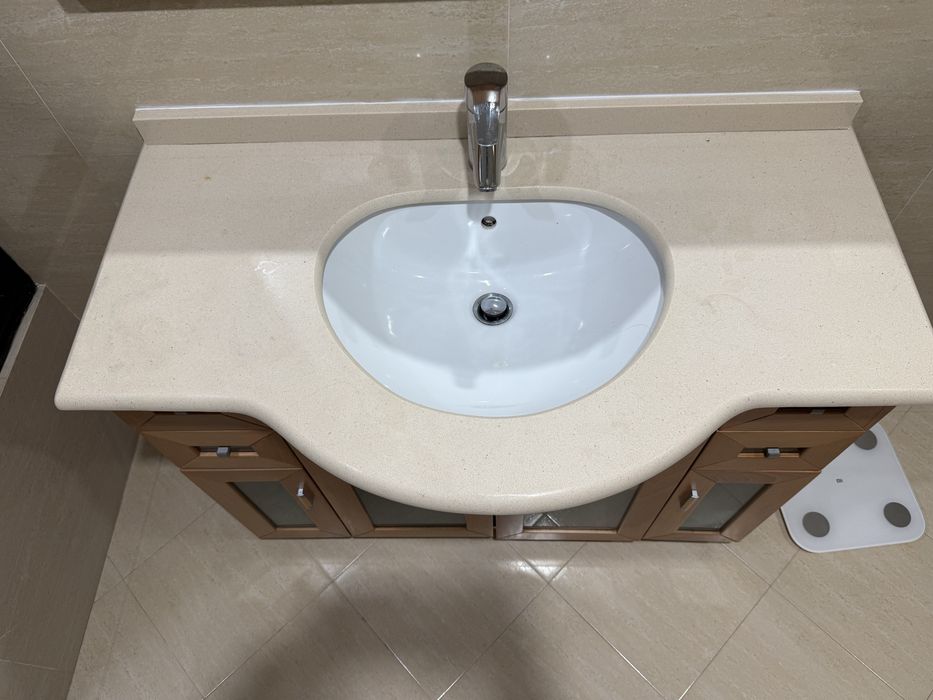 Movel com lavatorio WC Casa de Banho