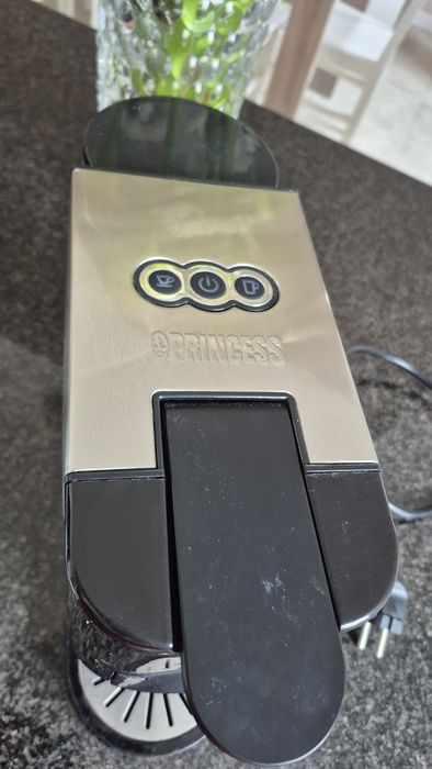 Máquina de café multi-cápsulas