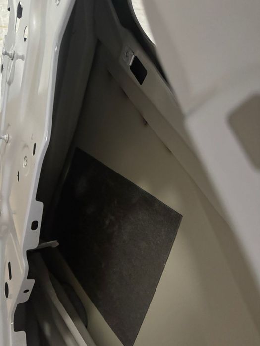 BMW i4 G26 двері колір C4P бмв г26 і4