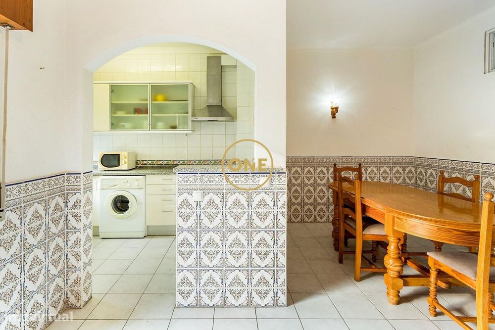 Ap. T0+1 Av. Liberdade nº 52, Albufeira, com piscina no rooftop e a 5