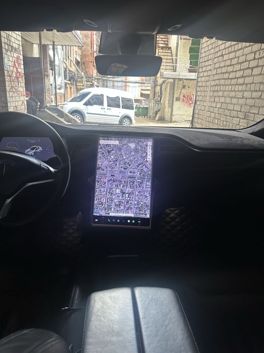 Аренда Tesla Model S 2017 100D (400км) Intel