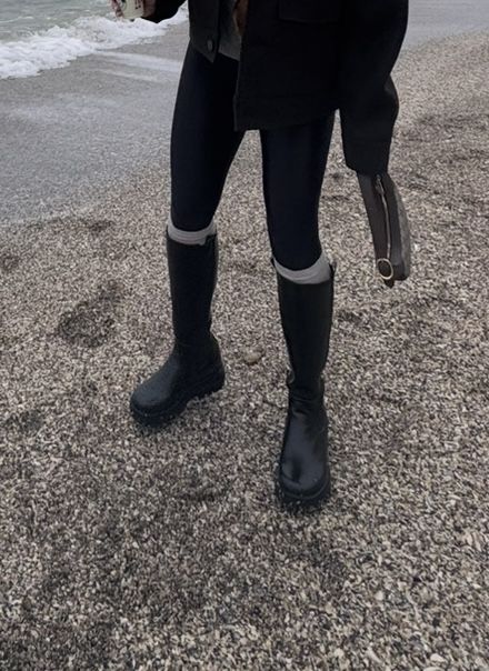 Сапоги трубы кожа