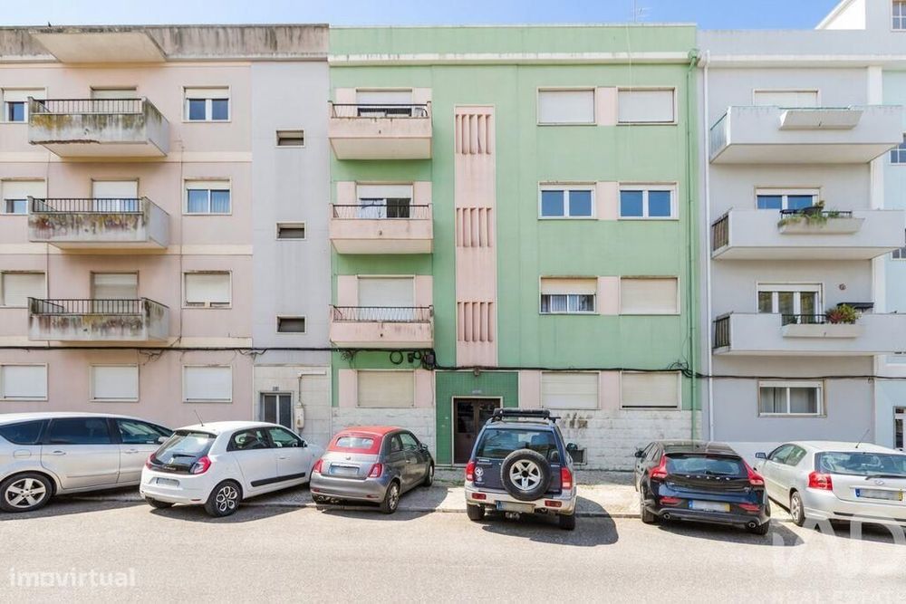 Apartamento T3 em São Sebastião