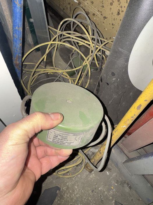 Продам блоки питания на 12-24v б/у в наличии