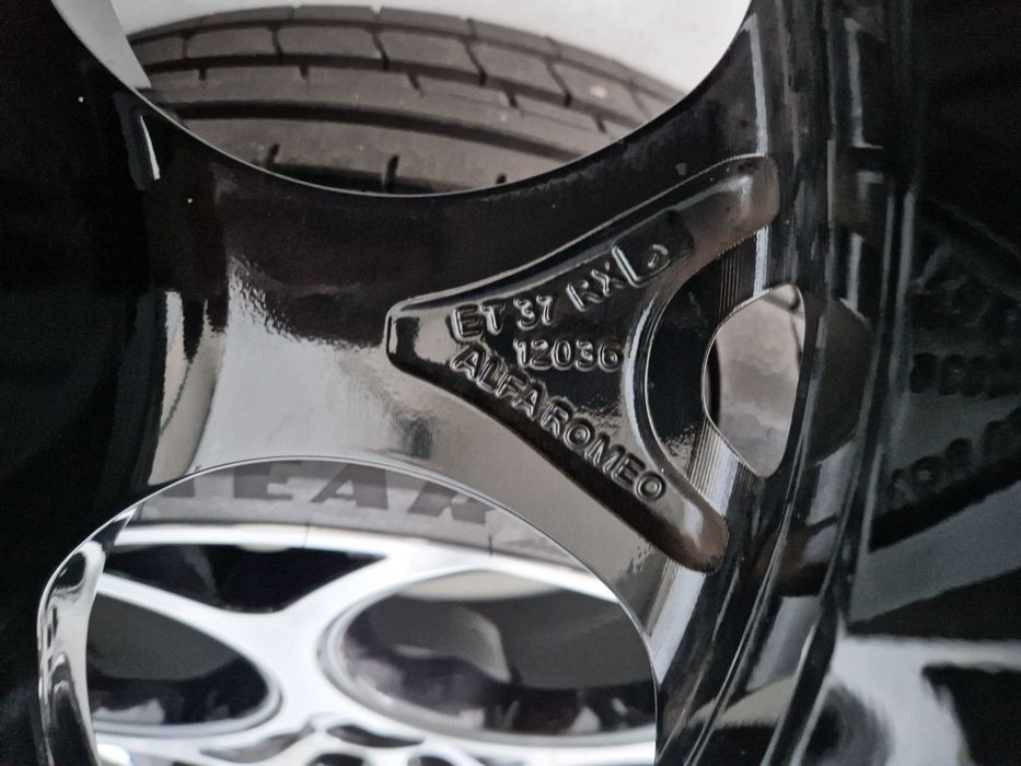 Koła felgi Alfa Romeo Tonale Stelvio 8J ET37 19" 5x110 235/45/19 lato