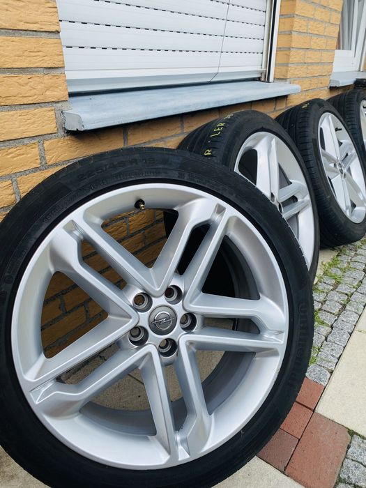 Oryginalne Alufelgi Opel Mokka , Astra J R19 .