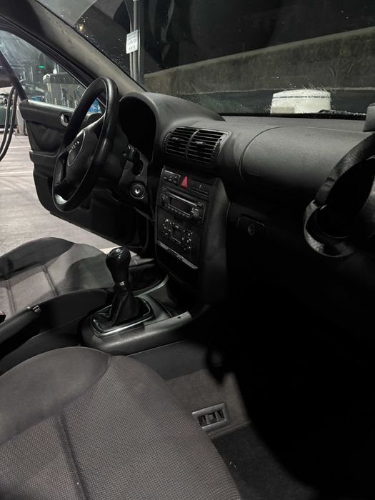 Audi A3 8L 1.6 gasolina