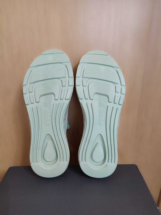 Ecco кросівки кеди оригінал розмір 41