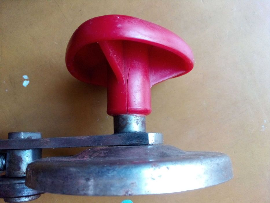 закаточные ключи для консервации СССР (по 85 грн за штуку)