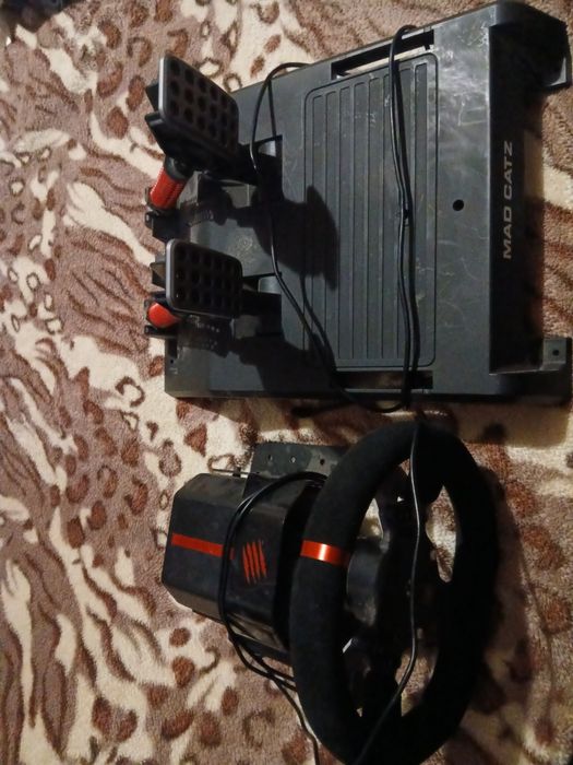 Mad catz-ігрове кермо 270-900 градусів (перемикач)