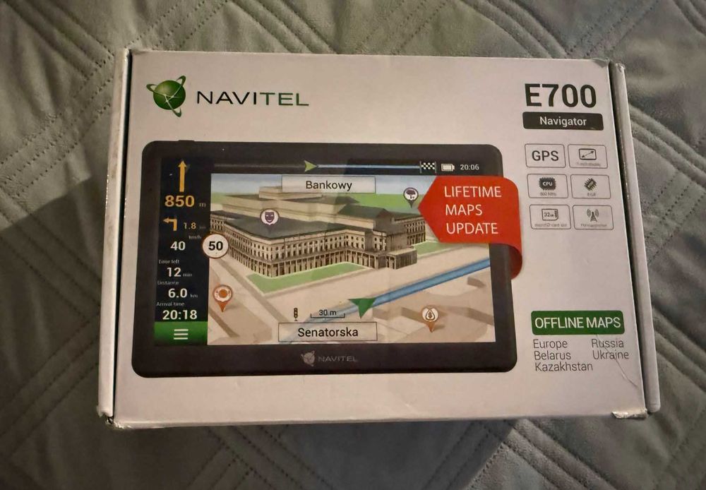 Nawigacja Navitel E700