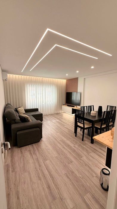 T2 | Remodelado | Quinta da Samaritana | Belas |