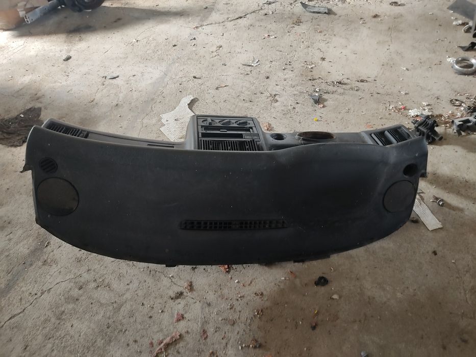 Tablier Audi 80 em óptimo estado