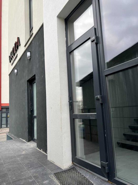 Комерційне приміщення — 41 м², 1-й поверх, ЖК “Оберіг”, м. Вараш