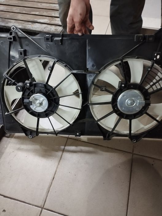 Диффузор Мазда сх -5.