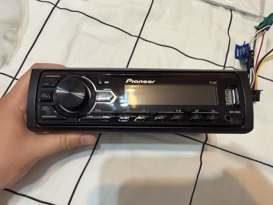 Radio samochodowe Pioneer MVH-09UBG