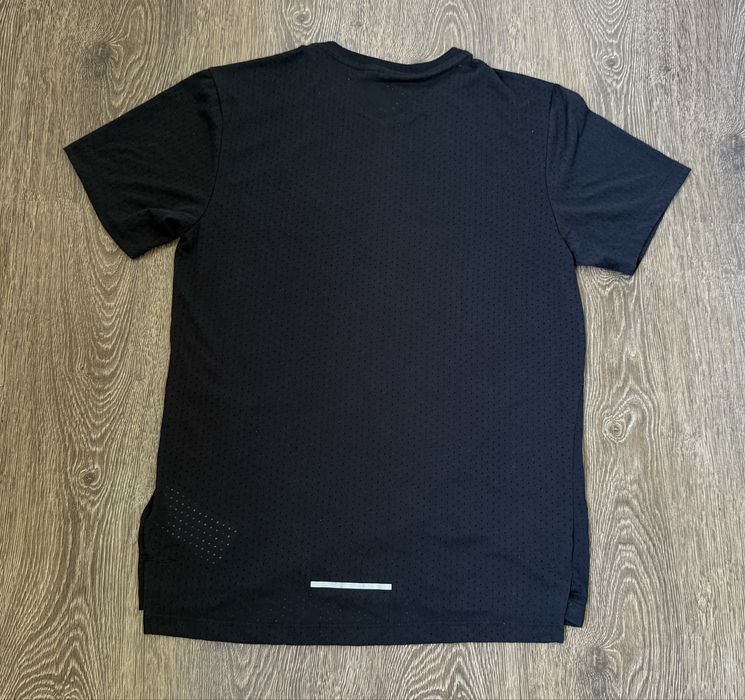 Чоловіча бігова футболка Nike Dri FIT  розмір: S