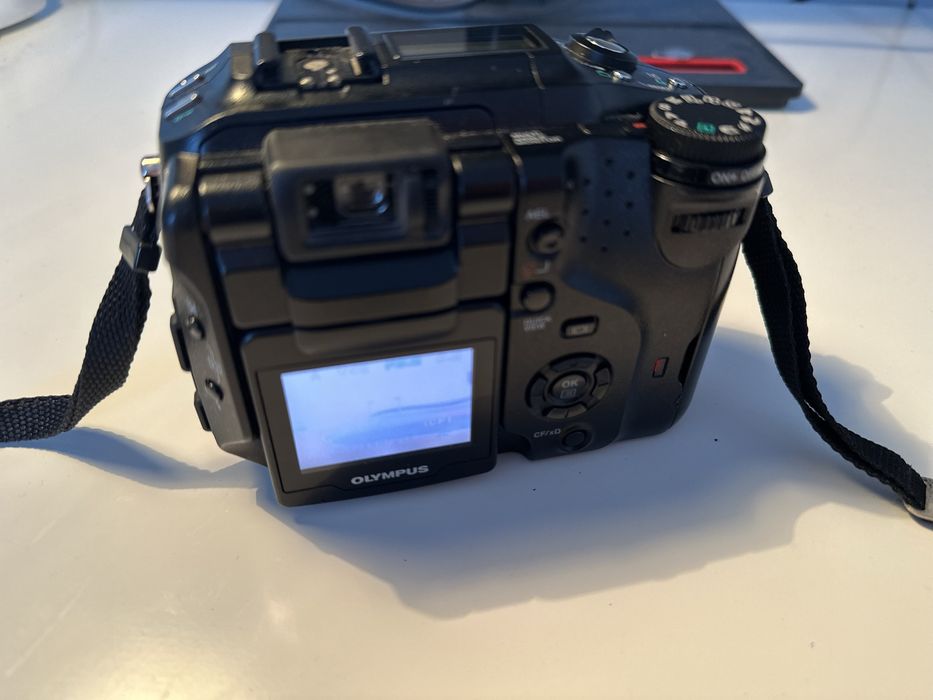 Olympus C-5060 Wide zoom